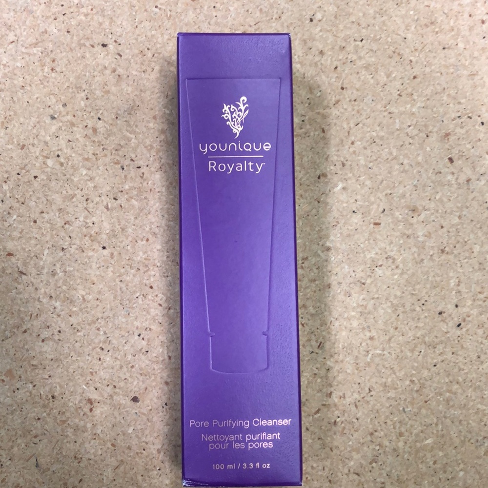 Younique royalty pore purifying cleanser